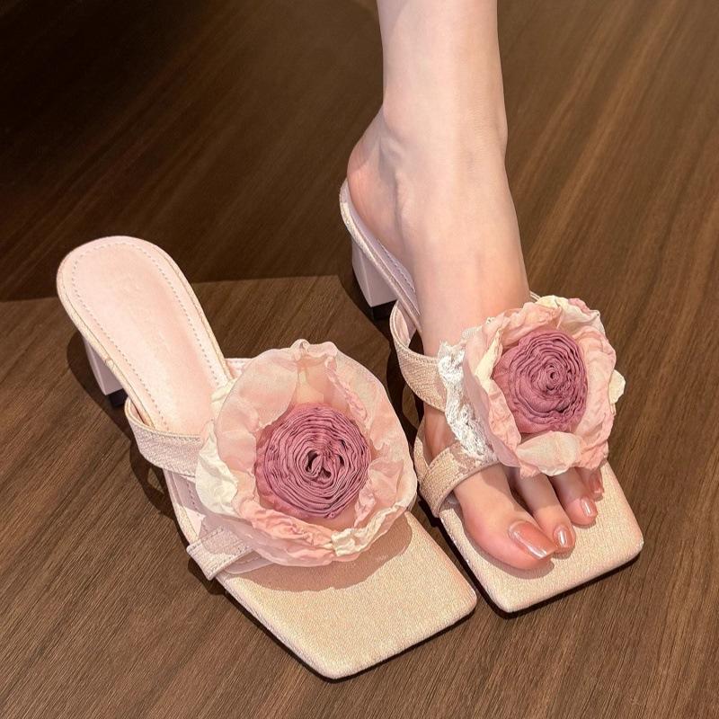 Oil painting is in full bloom! French temperament smudged rose cool slippers women's 2025 summer new thick heel Muller high heels
