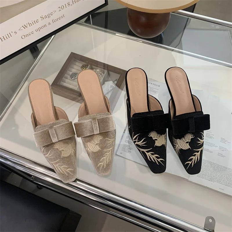 2024 New High Heel Slippers Women's Embroidered Retro Slim Heel Slippers Small Square Head Embroidered High Heel Women's Shoes