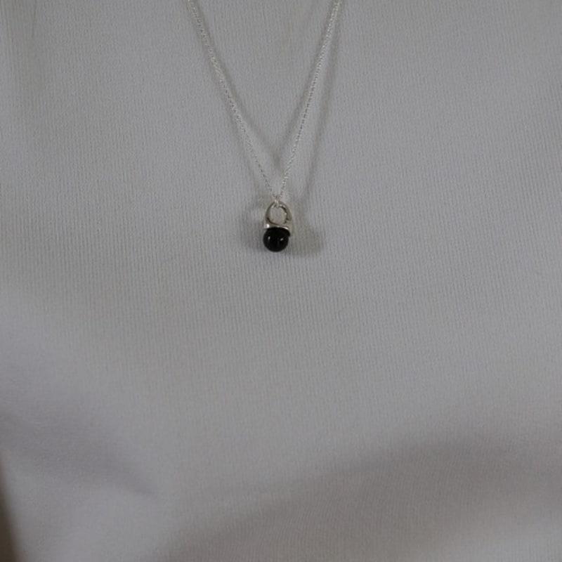 Orbes BARBARA NECKLACE(ONYX)