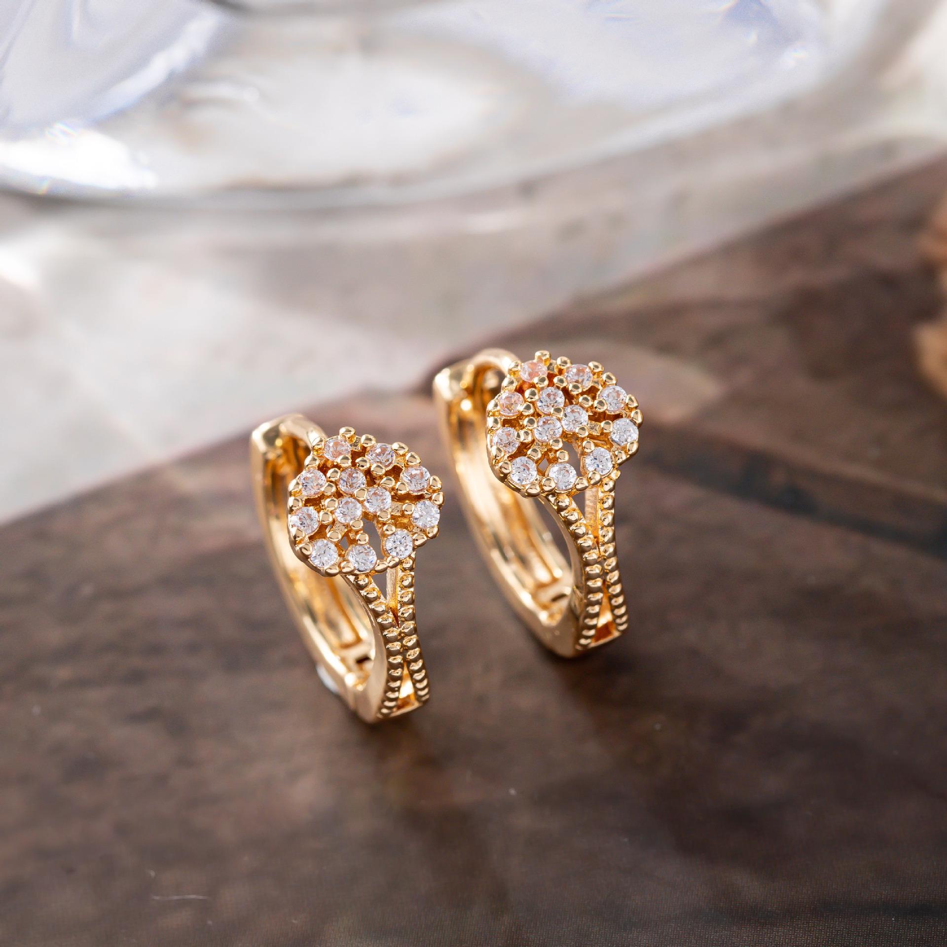 2024 Luxury Zirconia Flower Rhinestone Earrings for Women – Exaggerated European & American Style