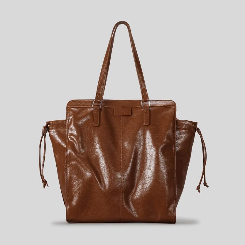 

High-end Soft Leather Tote Bag Large-capacity Women s Handbag Fashionable Single-shoulder Bag світло-коричневого кольору