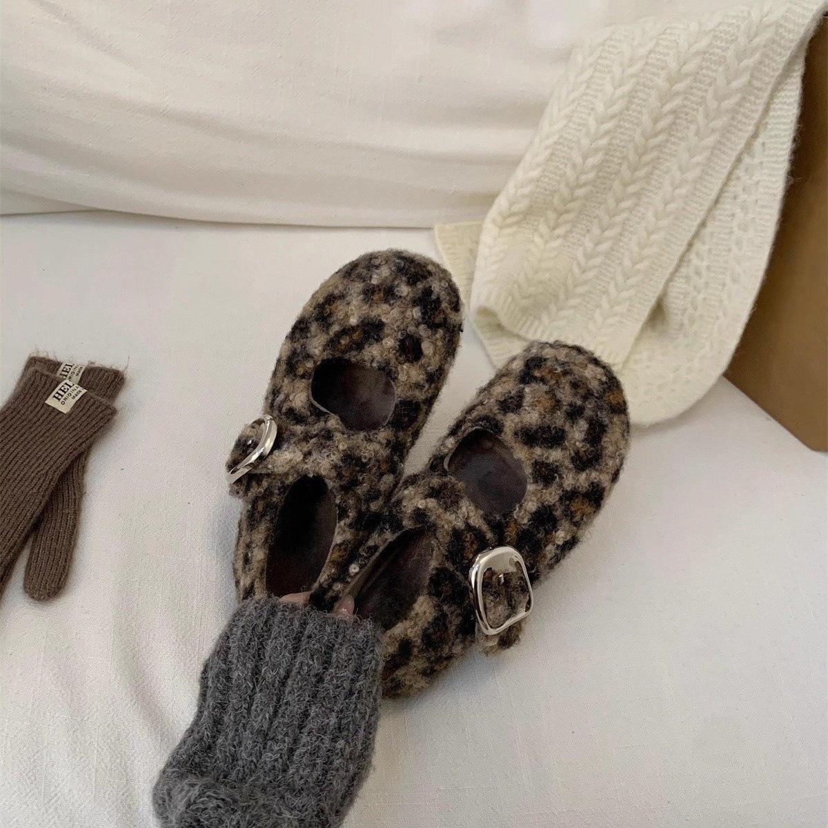 Leopard print fluffy shoes to keep warm outside Mary Jane velvet cotton ladyshoes 35