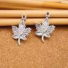 Pendentif rétro en alliage Accessoires de bijoux Feuilles d'érable Bijoux en gros Marquage Collier Bracelet Marquage Fournitures de bijoux 20 pièces/lot perles