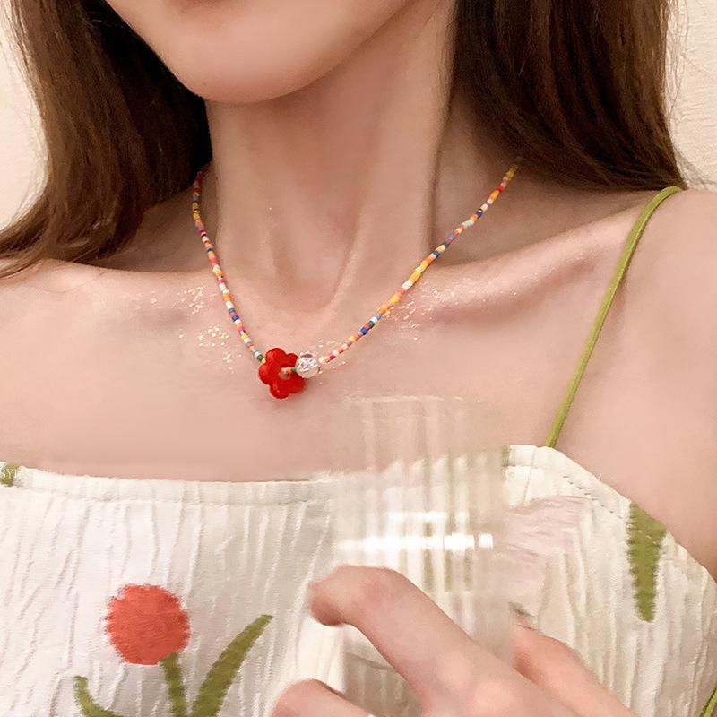 

Глазурованное цветочное ожерелье с бусинами, модная маленькая свежая цепочка на ключицу, универсальное милое простое украшение для женщин