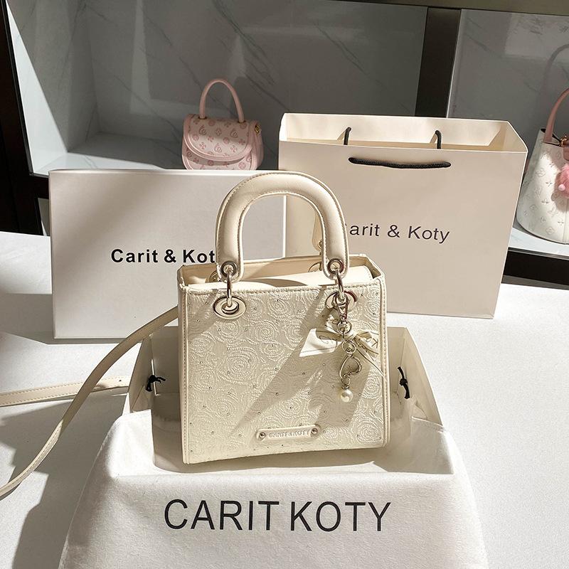 New High-end Office Handbag with A Niche Diamond Studded Daifei Handbag белый