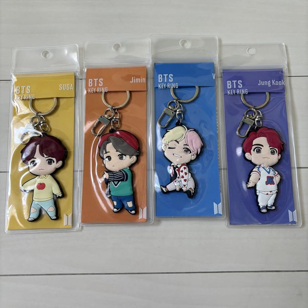 [USED] Bulk sale of HOUSE OF BTS TinyTAN key ring and ballpoint pen