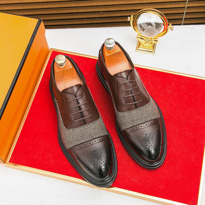 Men's pointed business leather shoes size 46 patent leather retro derby shoes men's British style handsome hairstylist shoes groom shoes