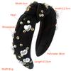 Fashion Valentine's Day Hairband - Heart-shaped Hairband for Women, Wide Edge, Knotted Design, Versatile and Sweet Hair Accessory