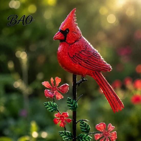 Metal Garden Stakes Red Bird Stake, Cardinals Yard Art 2D Weather Resistant Lawn Flat Flowers Decoration for Outdoor Flower Bed Pathway Nature