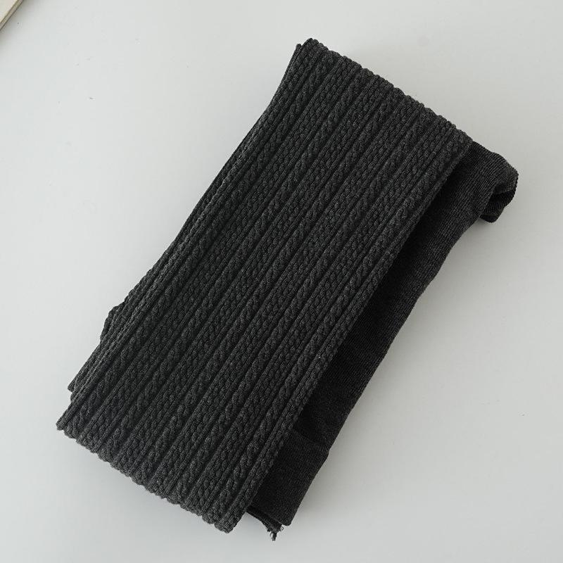 Women's Japanese Retro Cable Knit Fleece-Lined Stirrup Leggings - Autumn/Winter Style White Pantyhose