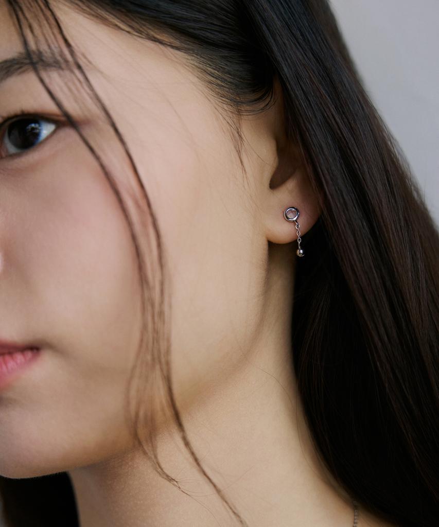 Merrymotive Round Clear Glass Drop Chain Earring