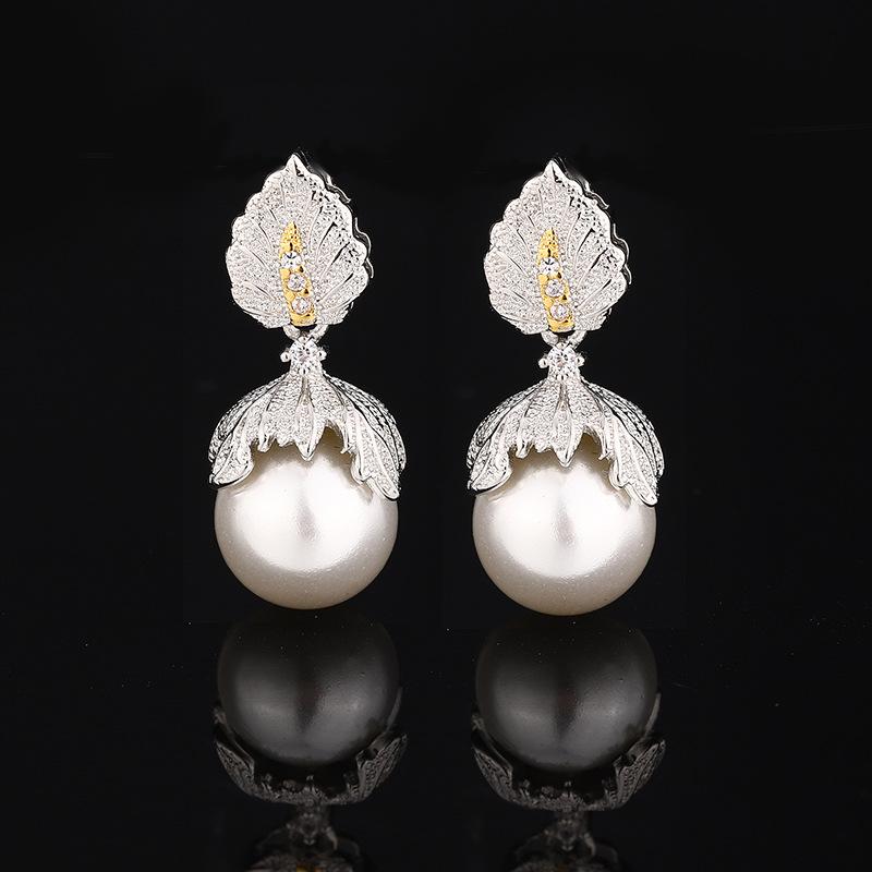 

Pearl necklace niche light luxury high sense color separation electroplating S925 silver needle pearl stud earrings set white bead women s fashion