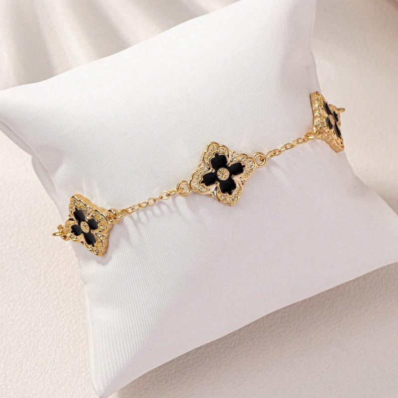 1pc Luxurious Four Leaf Clover Beaded Bracelet Women Vintage Artistic Chic And Unique High-End Bracelet Suitable