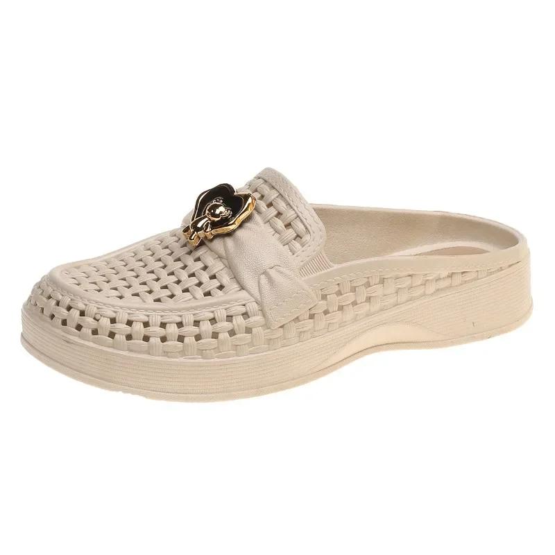 Fashion 2025 High Quality Baotou Women's Slippers Fashion Metal Decoration Casual Slippers Women New Non-Slip Flat Slippers Zapatos