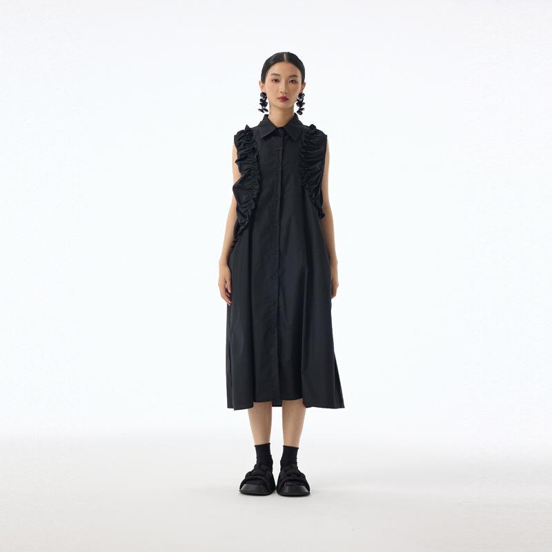 2026 Summer Japanese Retro Dark Pleated Sleeveless Dress – Slimming, Individual, Long