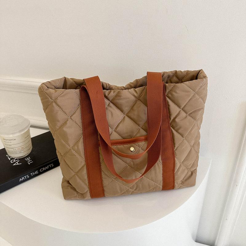 High-value diamond embroidery thread large-capacity tote bag 2025 autumn and winter new trendy fashion versatile shoulder bag