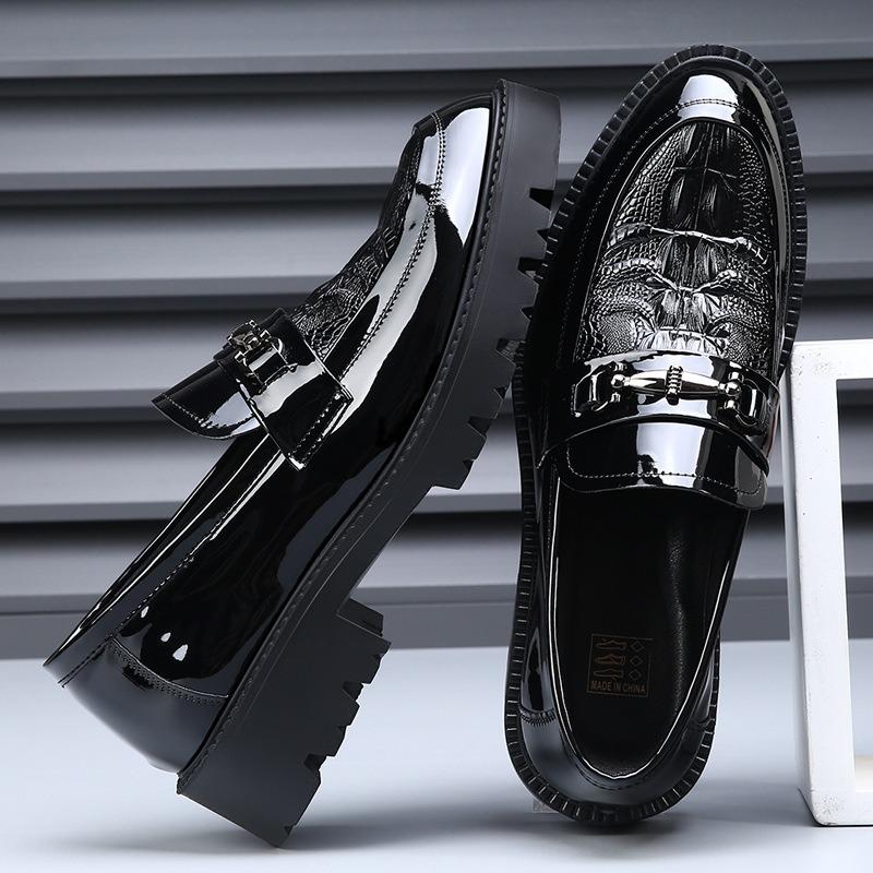 One-pedal men's shoes large size business dress foot cover casual leather shoes men's comfortable and breathable increase trend