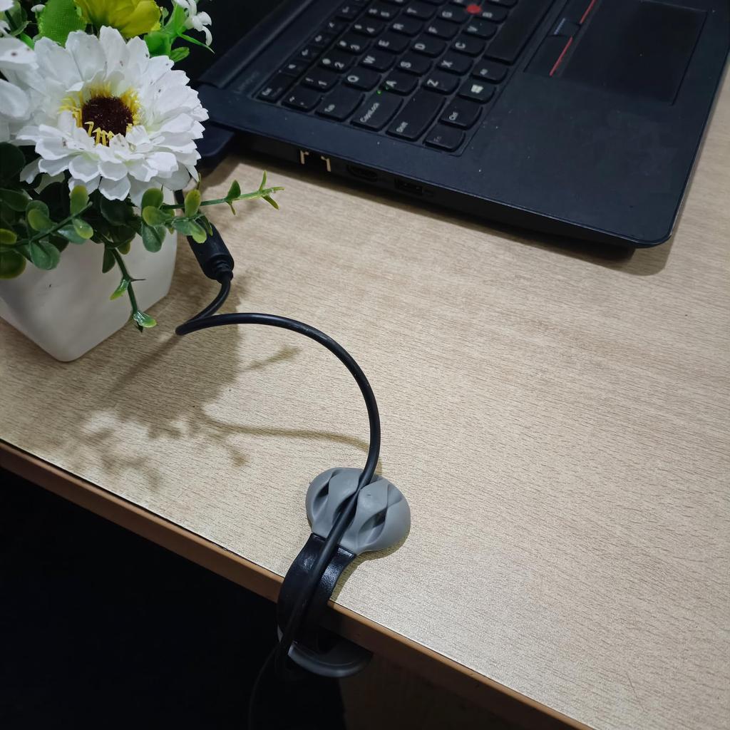 Korallenperle Kabel Drop Clip Halter Schreibtisch Silikon Beschwert Kabel Organizer Klemme Tisch Abnehmbar Schreibtisch Draht Haken Halter für Home Office USB-Ladegerät