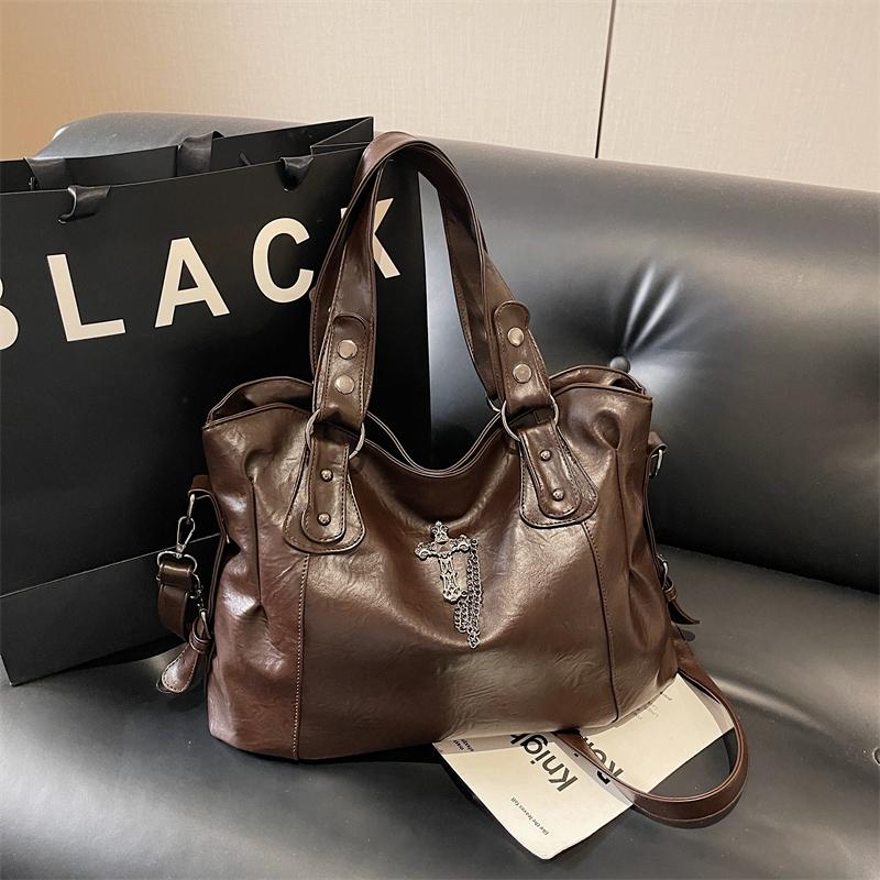 

Womens Stylish PU Leather Handbag Cross Pendant Decor Adjustable Strap Handheld Crossbody Commute Casual Activities Daily and Party Ladies Gifts 35cm 13cm 28cm кавовий