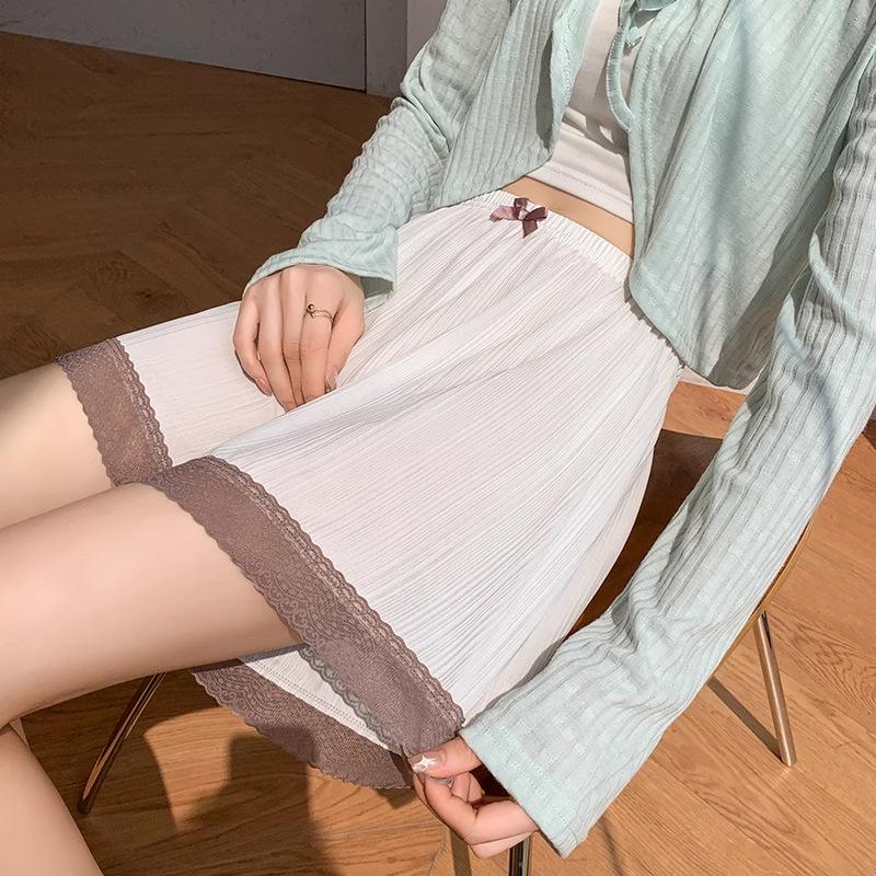 

Women s Ice Silk Lace Edge Seamless Anti-Exposure Summer Shorts One Size (Recommended 40-75 kg)