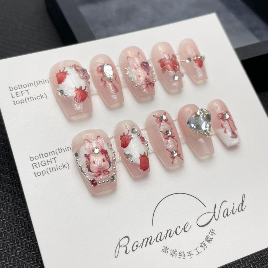 HANDGEFERTIGTE künstliche Nägel Phototherapie-Nägel gefälschter Nagelflicken Alice in