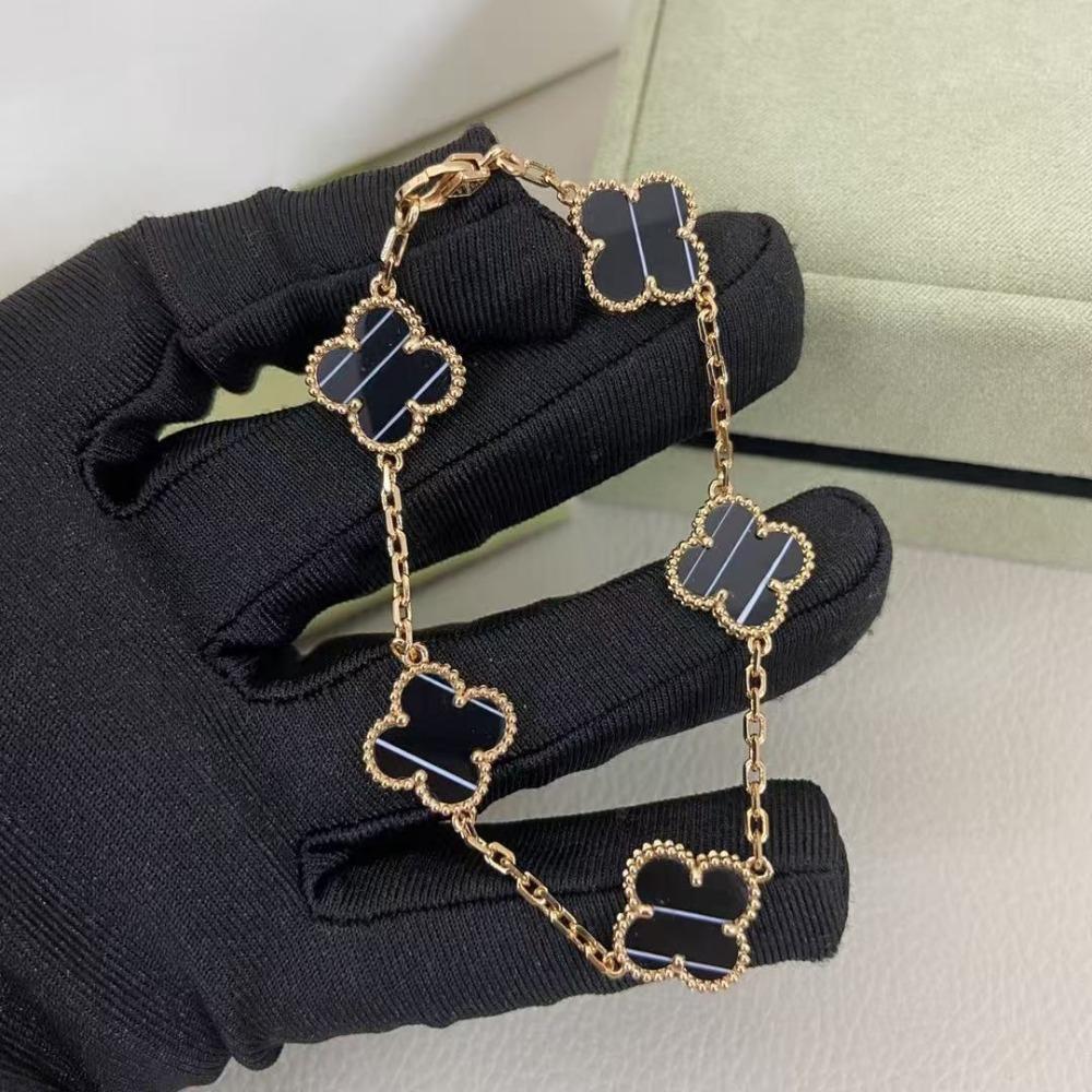 Hochwertiges Kleeblattarmband für Damen Fünf-Blüten-Armband mit natürlichem weißen Perlmutt und rotem Karneol