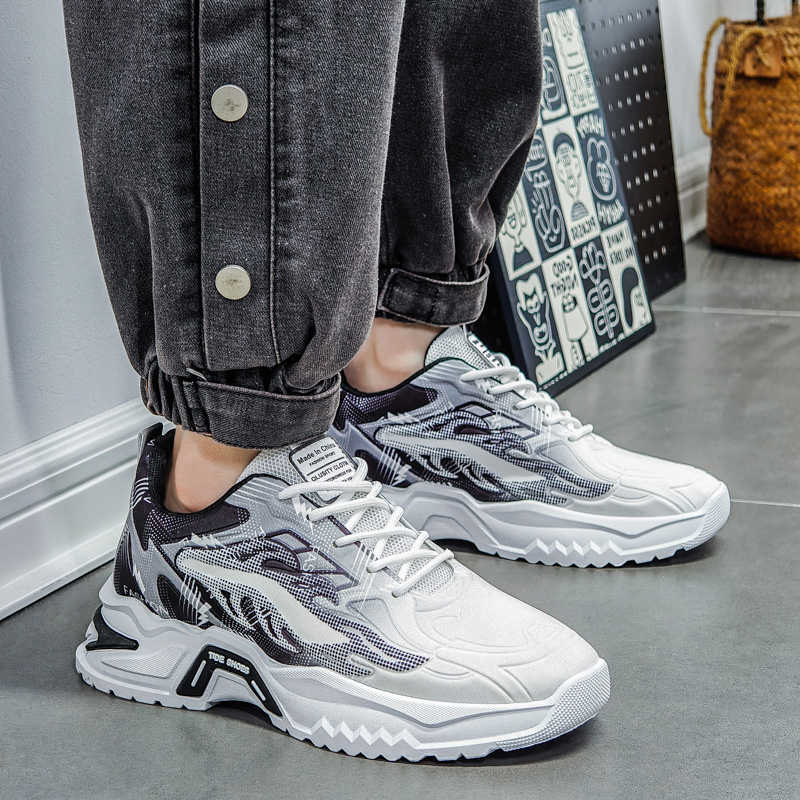 Fashion Two Tone High Tops Men's Sneakers Shoes Flats Golf Badminton Shoes Man Sports Everything Lofers Industrial Sewing