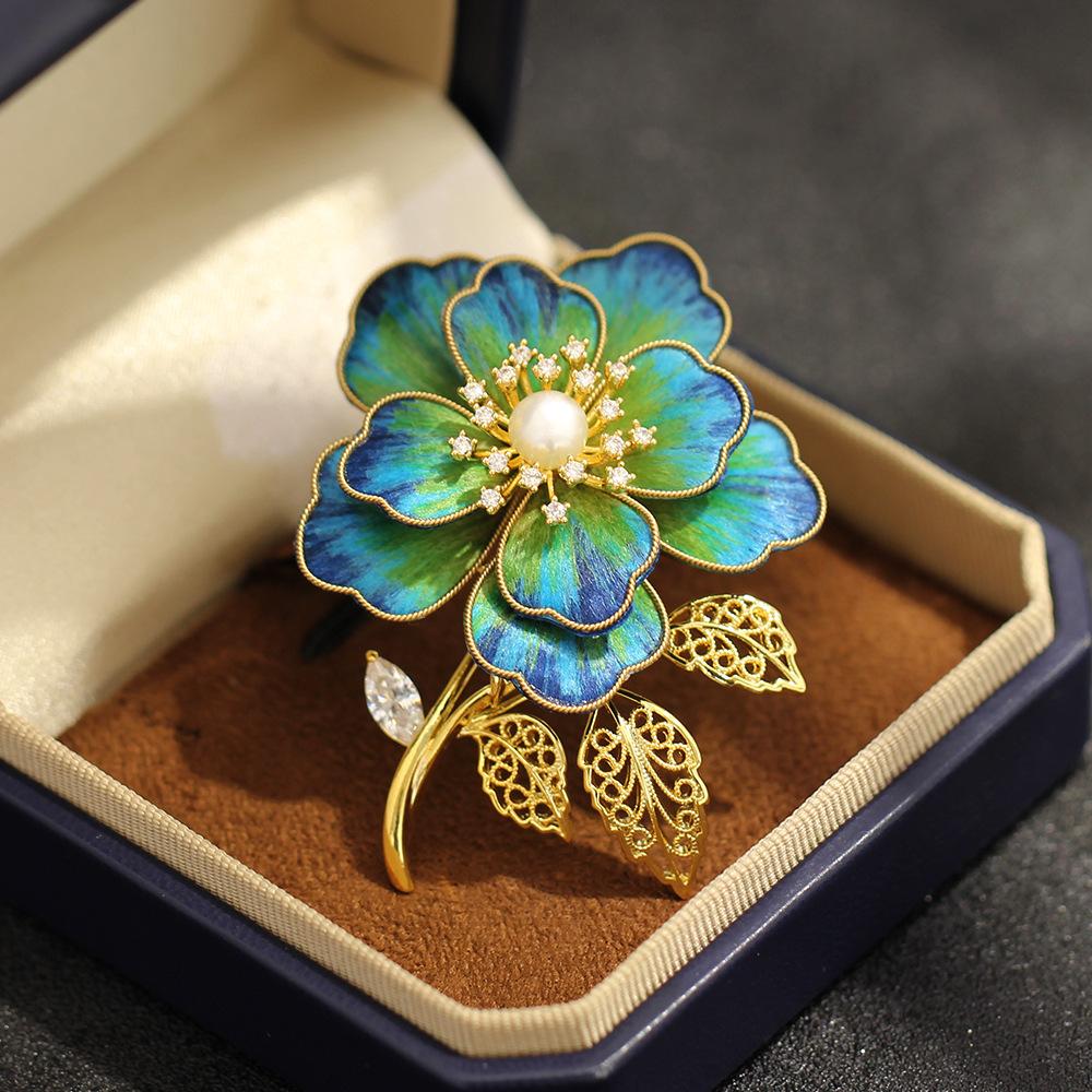 Elegant Retro Intangible Cultural Heritage Craftsmanship Blue Velvet Peony Brooch Atmospheric Freshwater Pearl Bouquet Pin Brooch Female