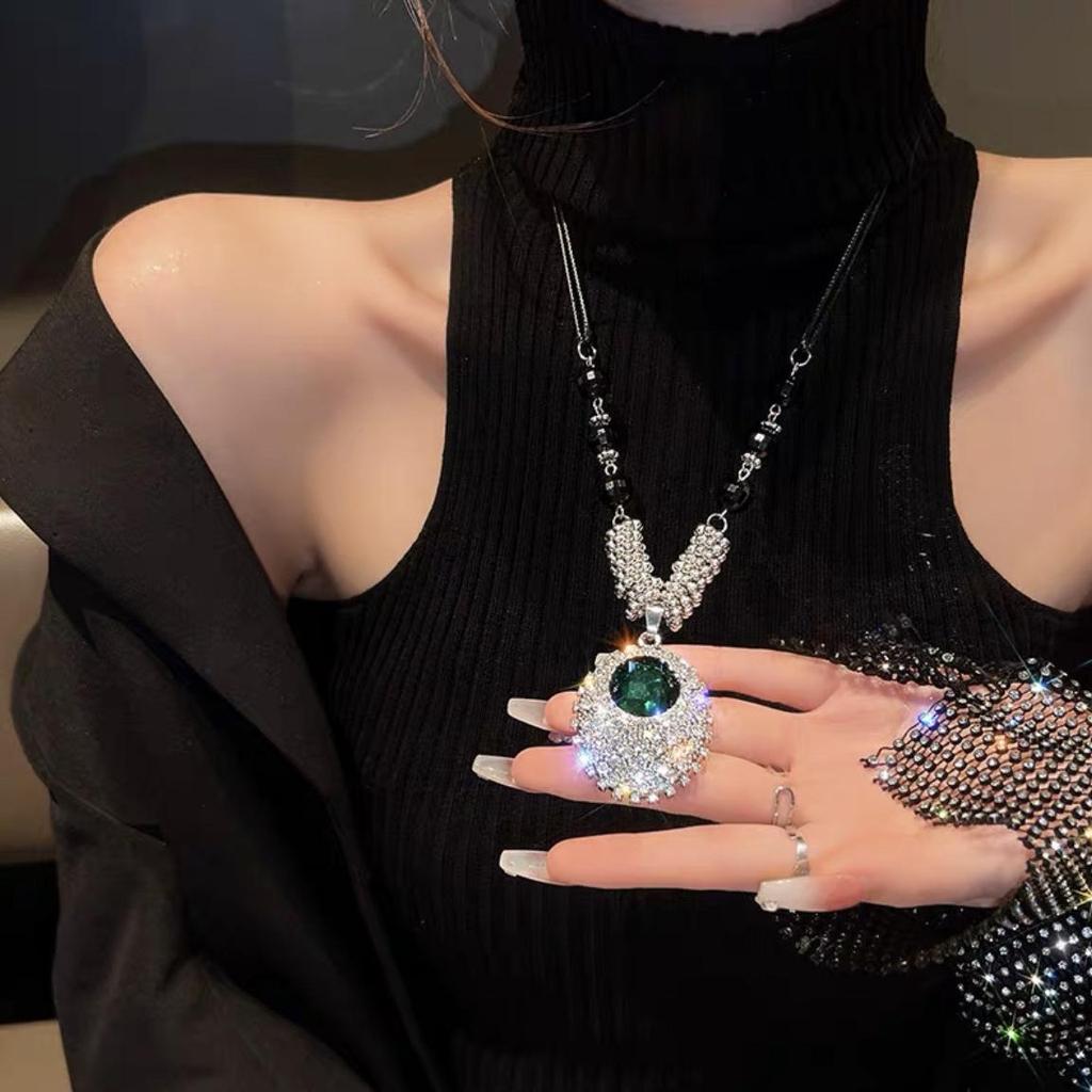 Women's Court Style Long Sweater Necklace with High-End Rhinestone Inlaid Oval Pendant