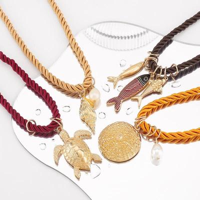 Personalized Conch Turtle Shell Fish Necklace Ocean Style Hand-Woven Pendant Choker Summer Exquisite Trend Accessories