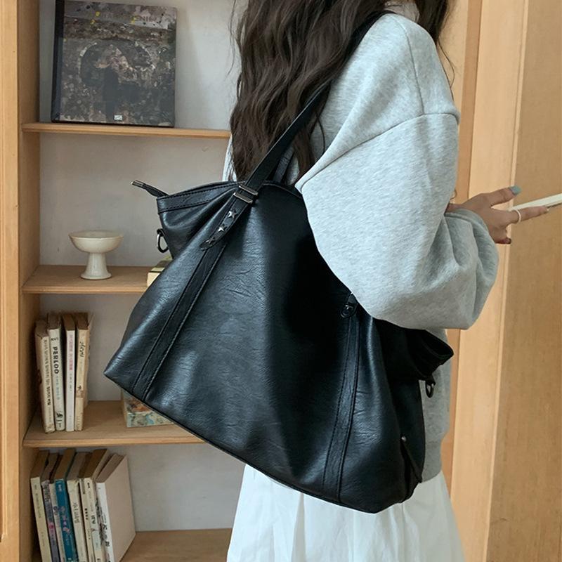 Damska Retro Torba Tote z Miękkiej Skóry - Duża Pojemność, Prosta i Wszechstronna Torba na Ramię