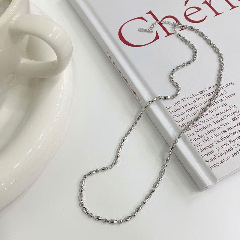 Ins Nischen-Mehrschichtige Halskette, Leichter Luxus, High-End-Feeling, Schlüsselbeinkette, Vielseitiges Neujahrs-Feeling