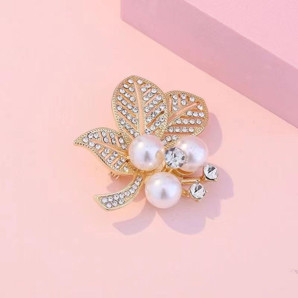 Luxury Pearl Brooch Zinc Zinc Alloy Wheat Ears Lapel Pins Exquisite Flower Breastpin Wedding Occasion