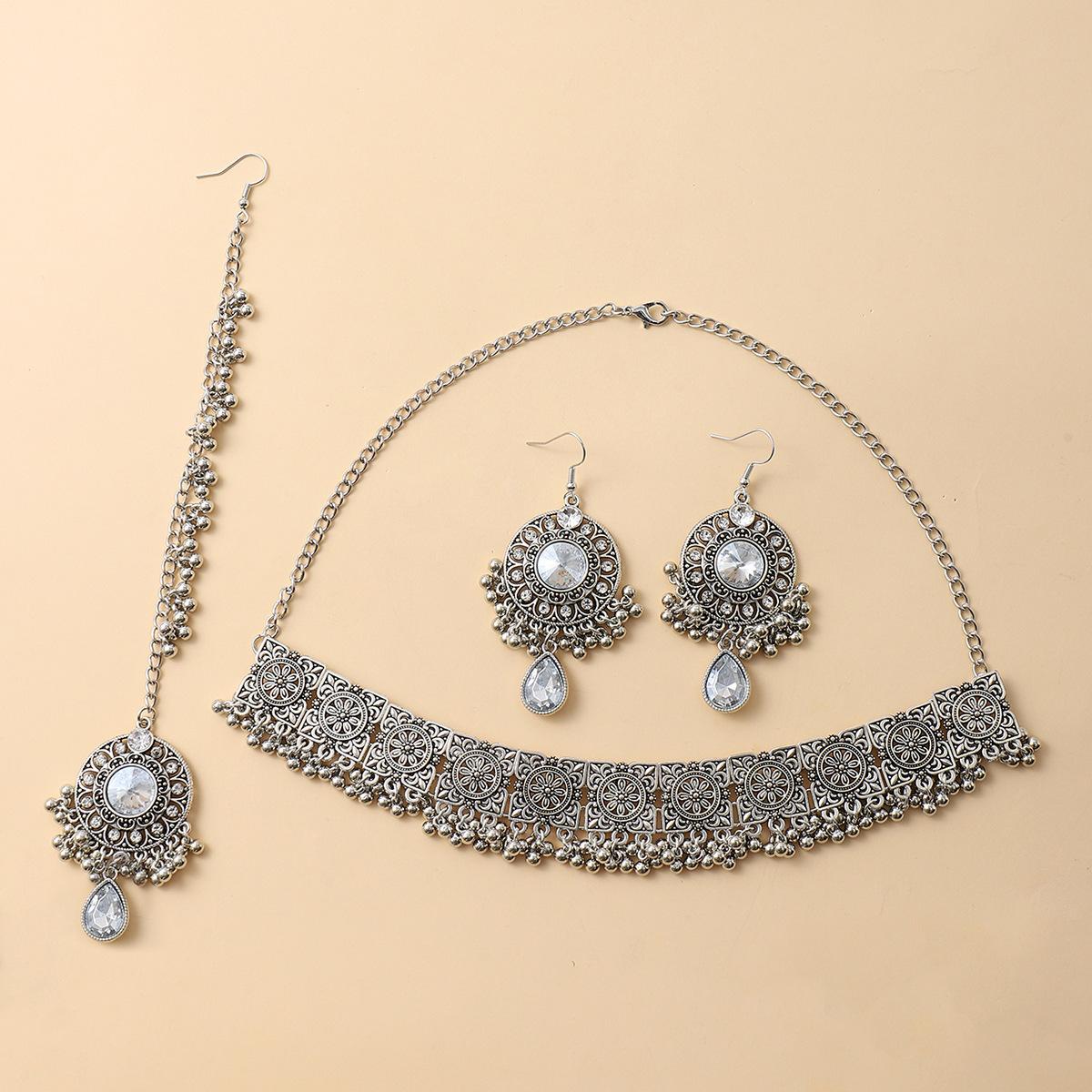 

Fashion Round Fringed Water Drop Set Women S Retro Ethnic Style Earrings Necklace Headgear Three-Piece Set