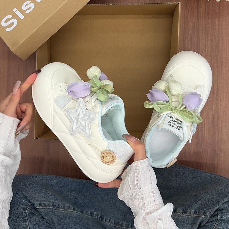 Cute Big Head Flat Shoes Women's Casual Round Toe Thick Bottom Heightening White Sneakers Breathable Comfortable All-Match