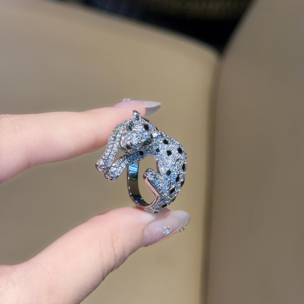Retro Full Diamond Three-Dimensional Leopard Zircon Personality Exquisite Luxury Temperament Ring