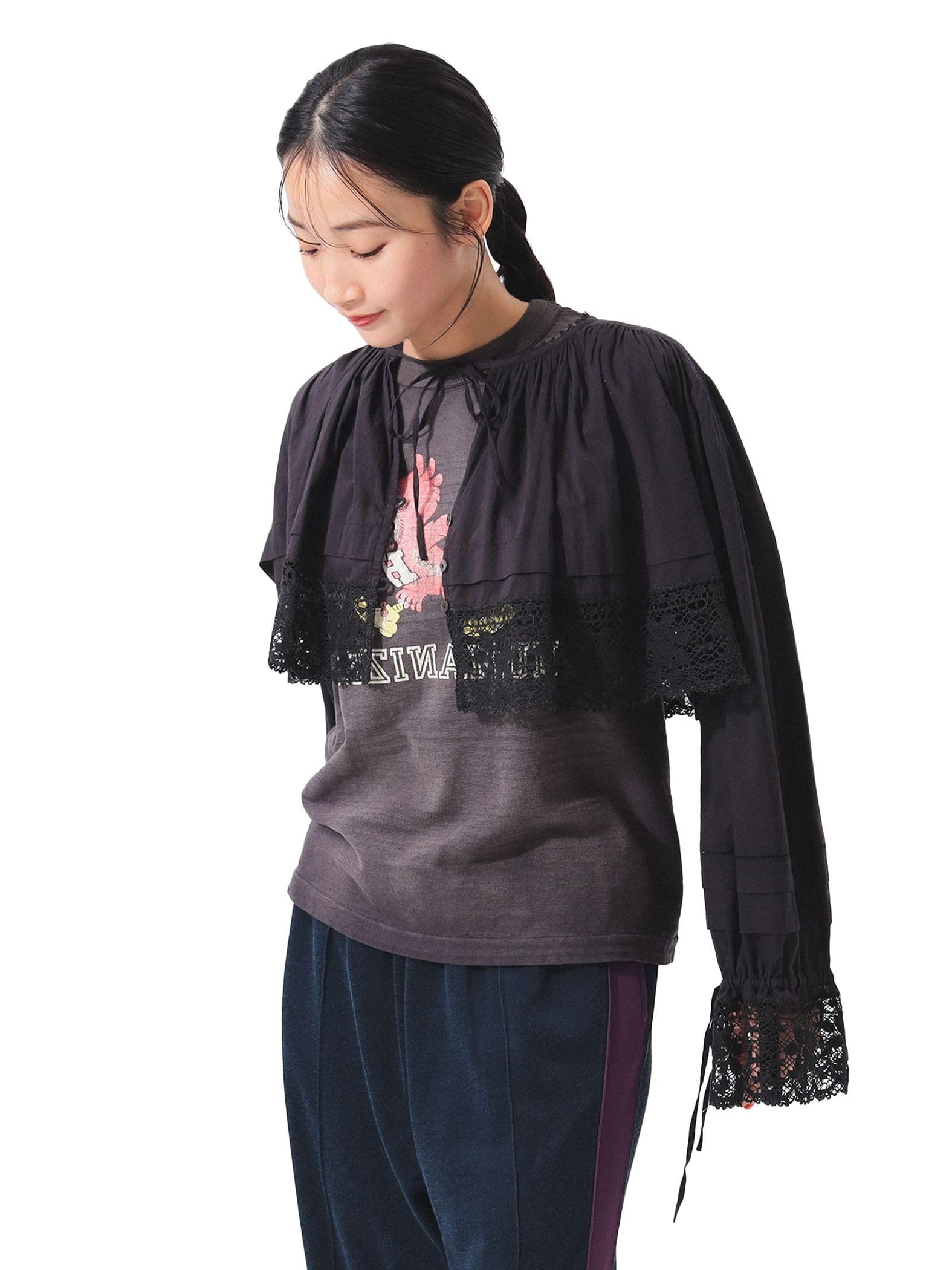 

Beams Boy Women s Vintage Lace Blouse, Size L/S, Black, Free Size