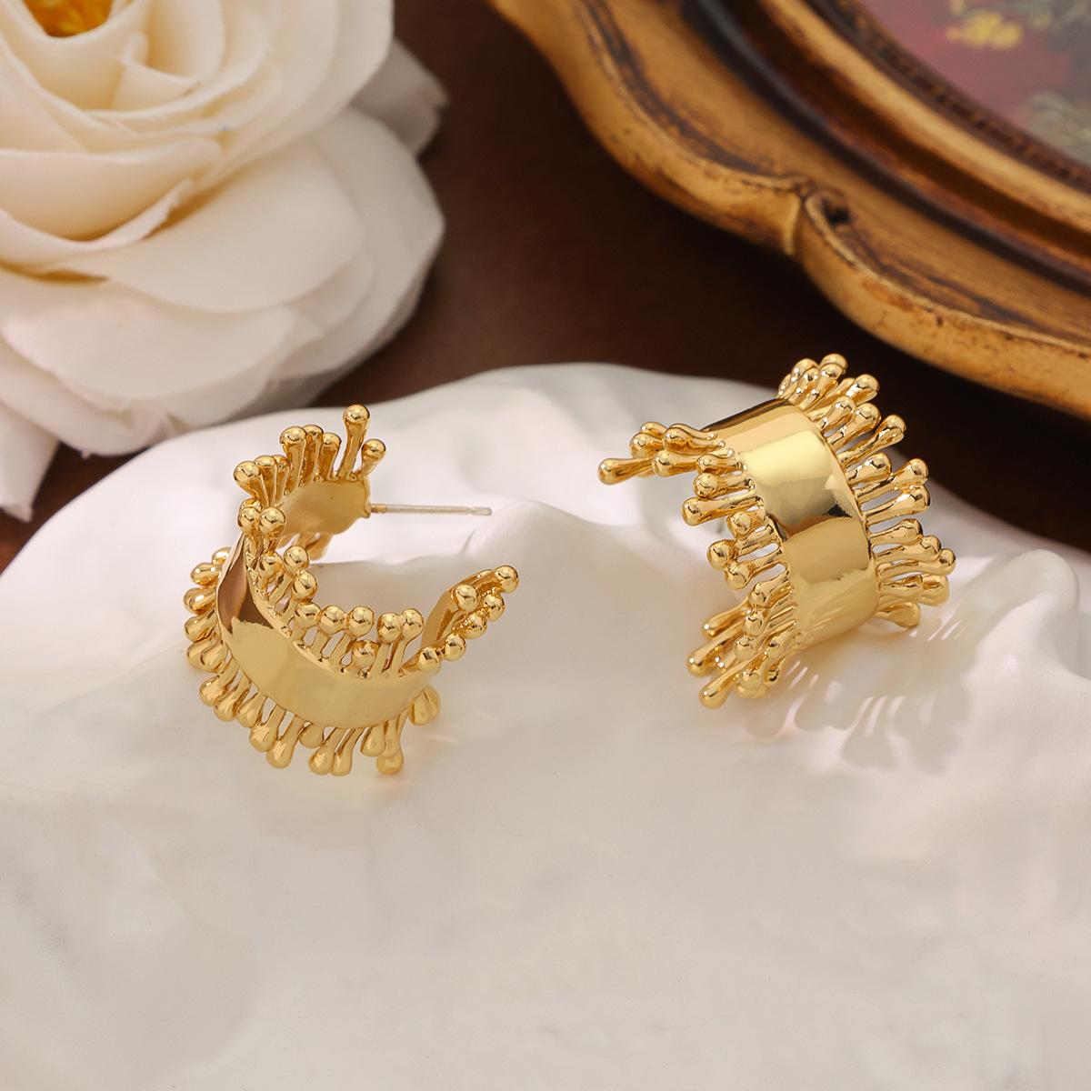 Ins Style Metal Woven Fireworks Earrings Women Niche Personality High-end Unique Exquisite Trendy Fashionable