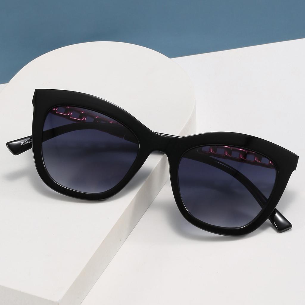 New Metal Chain Hollowed Out Sunglasses Men And Women Trend Retro Street Photography Sunglasses Net Red Same Glasses