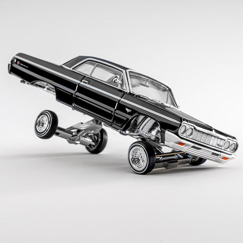 

Pre-sale *97M 1:64 Impala West Coast Jumping Car Alloy Car Model - Shipment in March чёрный
