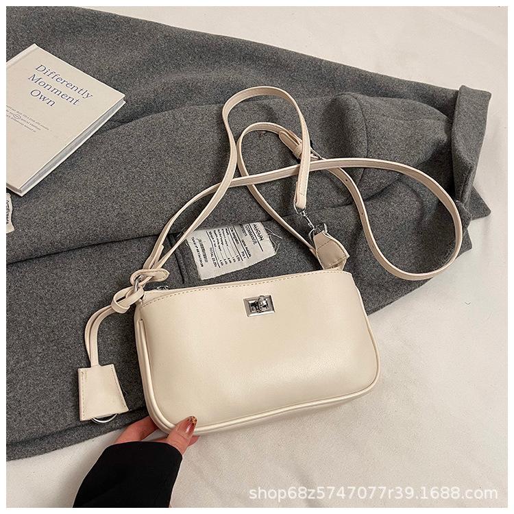 2025 New Underarm Bag Women's Sen Meng Trendy Messenger Bag Feeling Popular Shoulder Bag Super Fire Commuter Small Square Bag