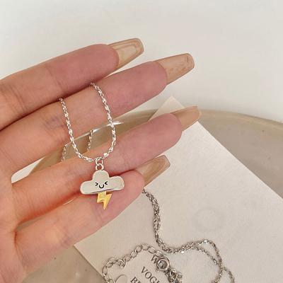 Niedliche Blitzwolken-Halskette mit einem Nischenausdruck, Designgefühl, Wetter, Schlüsselbeinkette, Geschenk für Freundin