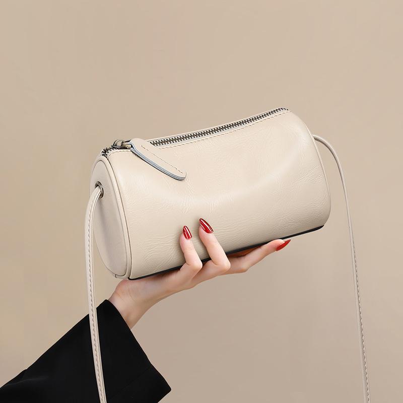2025 New Women's Bag Crossbody Bag Genuine Leather Pillow Bag Trendy Fashion Shoulder Bag