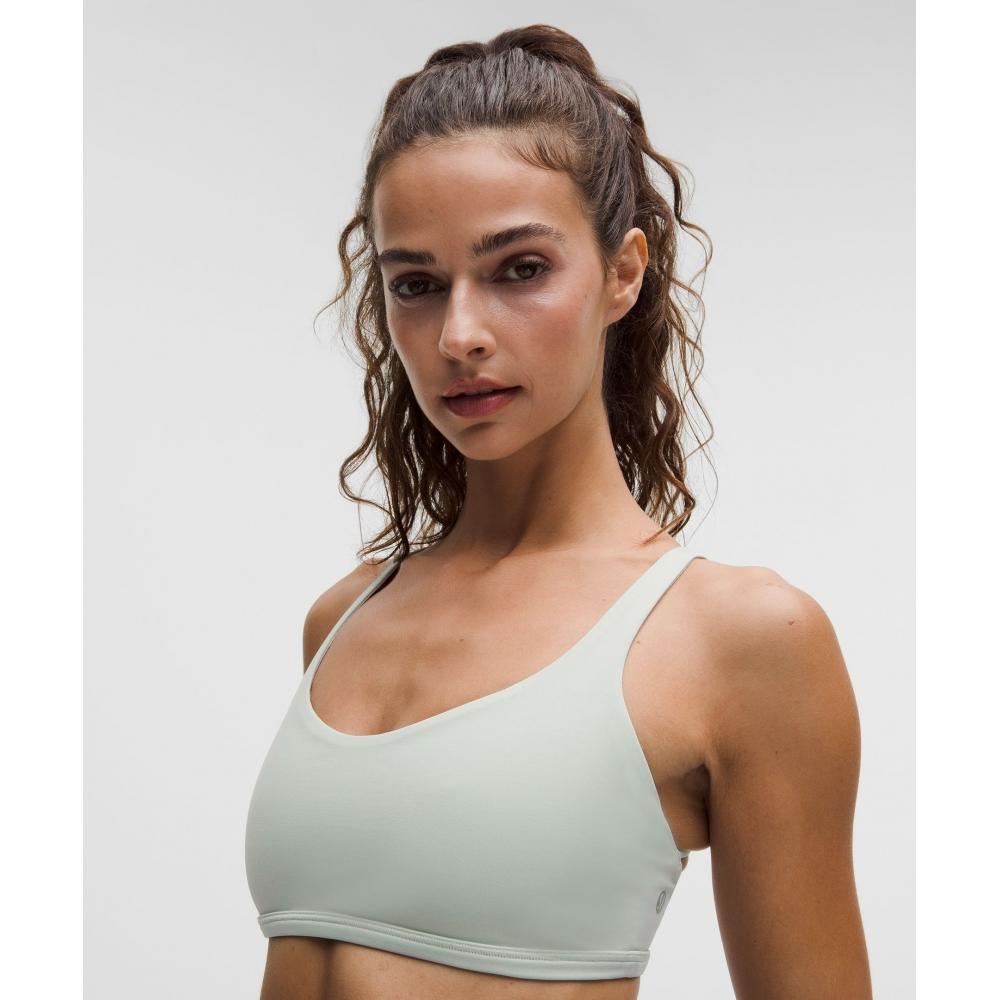 Lululemon Free To Be BrA   Wild  Light Support  A B Cup pelicAn