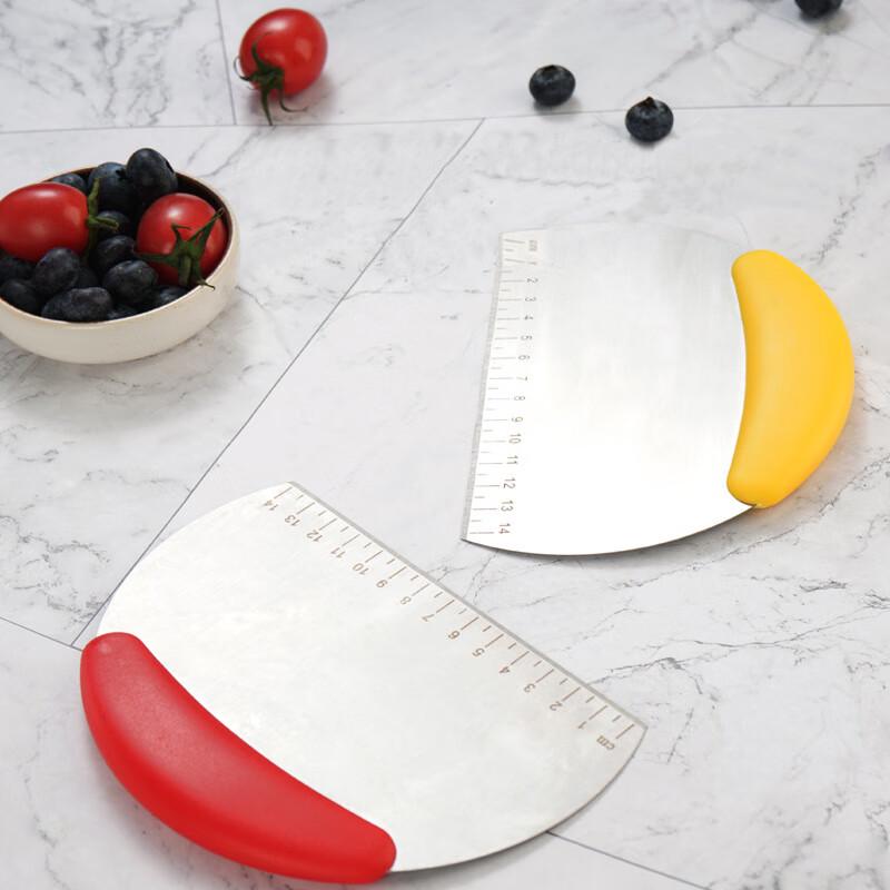 

Stainless Steel Dough & Pastry Scraper with Scale