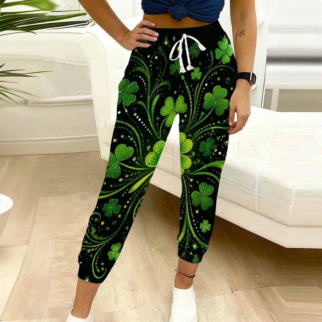 Women Plus Size Clover Printed Drawstring Waist Cuffed Ankle Jogger Pants With Side Pockets