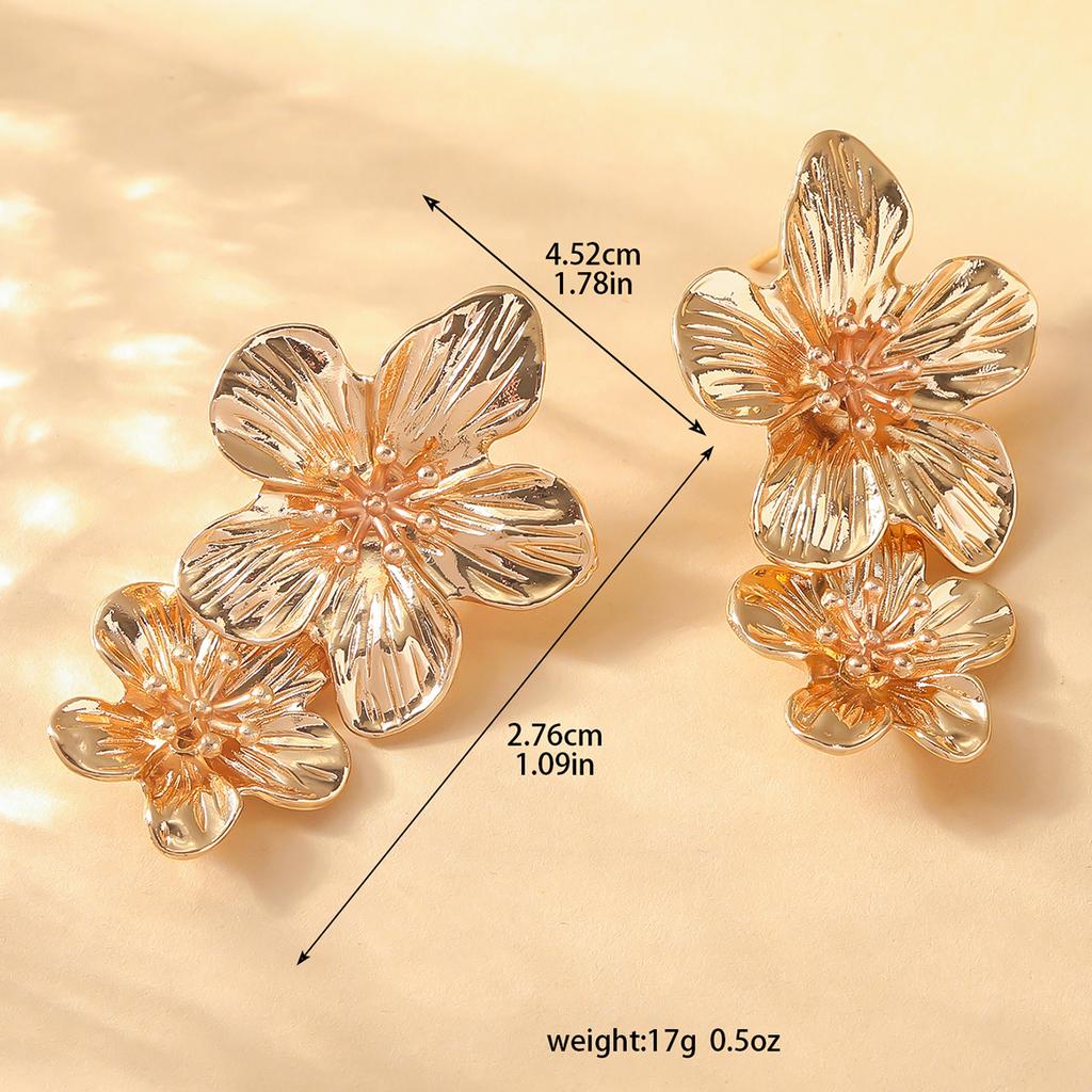 2PC Women's Retro Cream Layered Petals Daisy Flower Pendant Earrings Fashion Jewelry Dressing Carnival Party Gifts