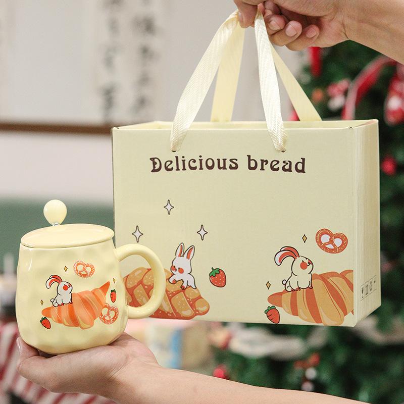 Cream Style Ceramic Mug High Value Drinking Water Cup Pinch Pattern Cup with Lid Spoon Coffee Cup Cute Event Gift Cup