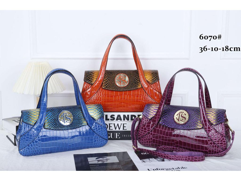 Elegant Snake Pattern Handbag: Versatile, Spacious, and Stylish Shoulder Bag for Women - 2025 New Design