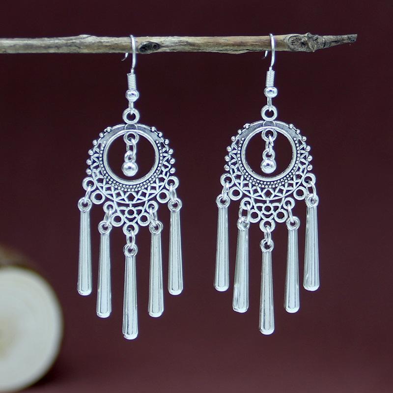 Vintage Bohemian Earrings Female Pop Versatile Fringed Earrings Minority Wind Leaf Ear Jewelry
